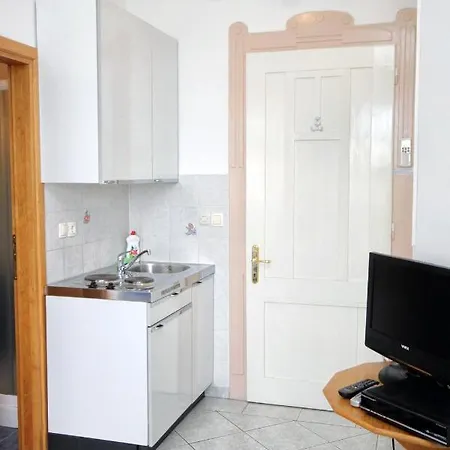 Apartments By The Sea Selce, Crikvenica - 2364 Extérieur photo