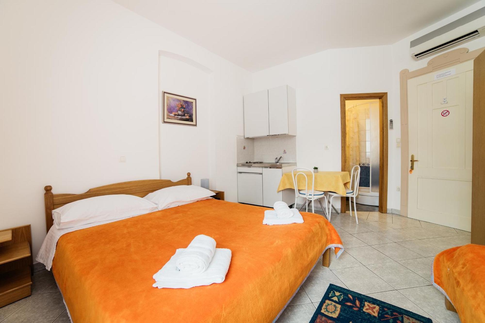 Apartment By The Sea Selce, Crikvenica - 2364 Selce